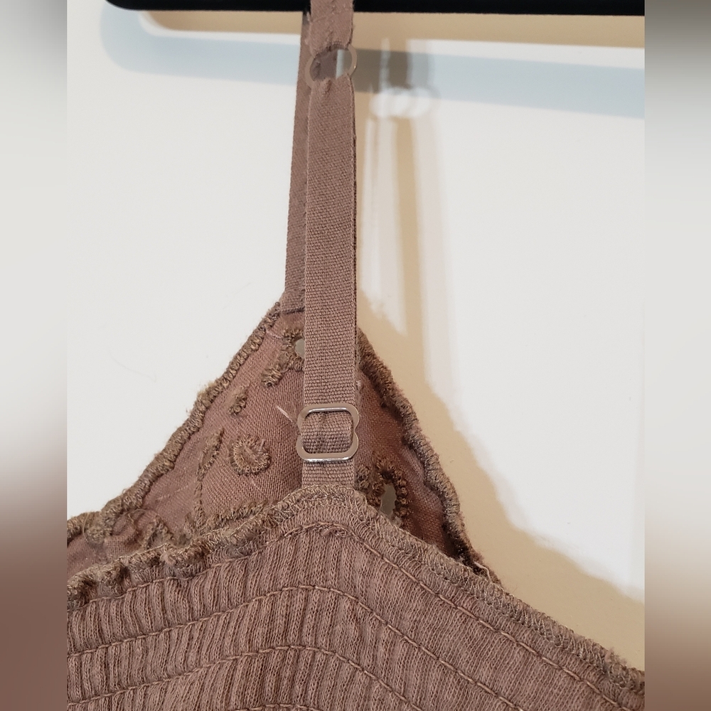 Abercrombie & Fitch Cropped Cami Eyelets Adjustable Straps V-Neck Sz Large Mauve - Picture 12 of 14